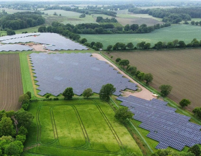 Photovoltaik-Freiflächenanlage Warringholz